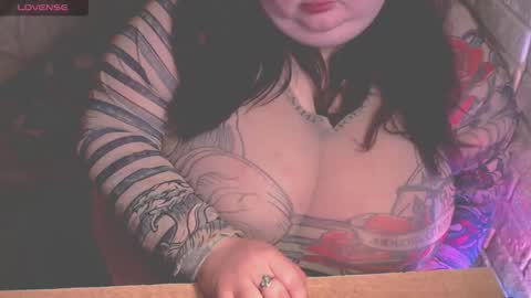 LIsa online show from 03-22-26, 07:01