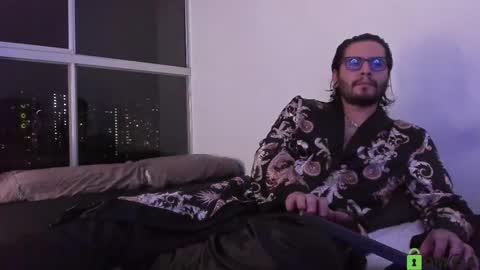  -         online show from 02-11-26, 12:04