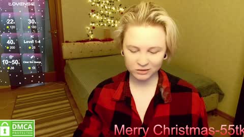 Snapshot of _elven_dreams__ chatting on 12-23-24, 06:58 chloue and Gretta online show from 12-23-24, 06:58