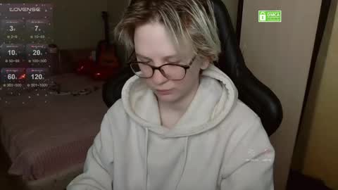 chloue and Gretta online show from 03-14-26, 05:18