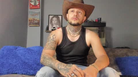 Snapshot of _emilio_escobar chatting on 01-24-25, 10:21 Emilio online show from 01-24-25, 10:21