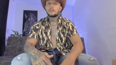 Snapshot of _emilio_escobar chatting on 02-17-25, 10:47 Emilio online show from 02-17-25, 10:47