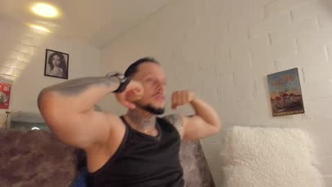 Emilio online show from 02-25-26, 06:01