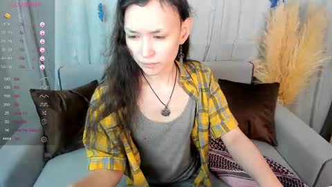 _emily__strike_ online show from 12-28-24, 09:52