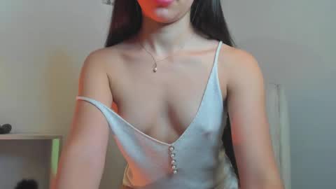 Snapshot of _emma_m chatting on 03-08-25, 02:23 emma morryson online show from 03-08-25, 02:23