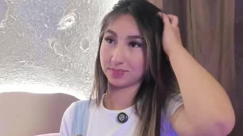 Snapshot of _emmawalka chatting on 09-18-25, 03:25 _emmawalka online show from 09-18-25, 03:25