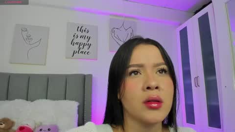 Snapshot of _emy_rose chatting on 05-26-26, 01:56 Emy Rose online show from 05-26-26, 01:56