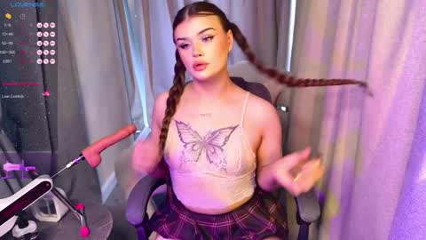 Snapshot of _evalane chatting on 05-27-26, 08:11 Eva Lane online show from 05-27-26, 08:11