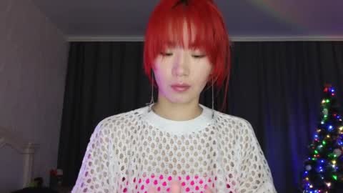 Snapshot of _eve____ chatting on 12-16-24, 08:31 EveEva online show from 12-16-24, 08:31