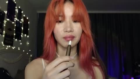 Snapshot of _eve____ chatting on 01-21-25, 04:21 EveEva online show from 01-21-25, 04:21