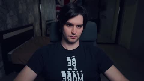 Snapshot of _fatrabbit chatting on 02-20-25, 02:57 Keanu online show from 02-20-25, 02:57