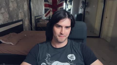 Snapshot of _fatrabbit chatting on 10-11-25, 09:52 Keanu online show from 10-11-25, 09:52