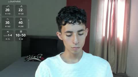 Snapshot of _fiore_ chatting on 02-15-26, 08:27 jair eduardo online show from 02-15-26, 08:27