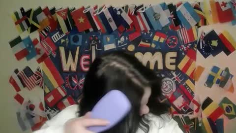 Snapshot of _foxy_lady chatting on 02-03-26, 07:46 Alice online show from 02-03-26, 07:46