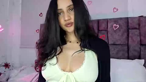 Snapshot of _gabbyx_ chatting on 04-18-26, 08:42 Gabby online show from 04-18-26, 08:42