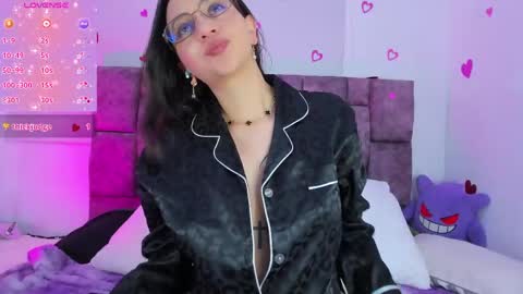 Snapshot of _gabbyx_ chatting on 04-21-26, 04:01 Gabby online show from 04-21-26, 04:01