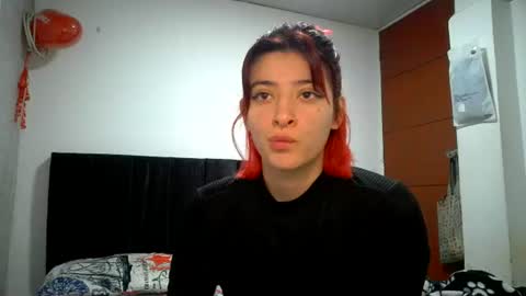 Snapshot of _genesid_dixton chatting on 06-19-26, 08:56 Mia-foster online show from 06-19-26, 08:56