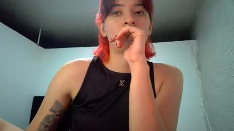 Snapshot of _genesid_dixton chatting on 06-27-26, 02:27 Mia-foster online show from 06-27-26, 02:27