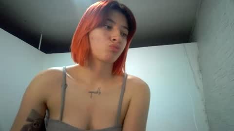 Snapshot of _genesid_dixton chatting on 07-10-26, 12:04 Mia-foster online show from 07-10-26, 12:04