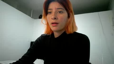Snapshot of _genesid_dixton chatting on 07-30-26, 01:15 Mia-foster online show from 07-30-26, 01:15