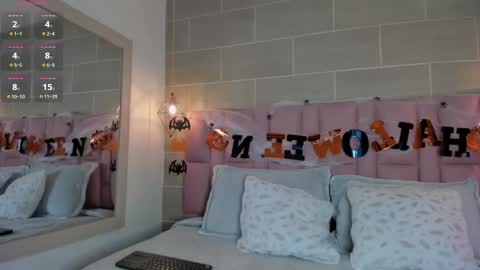 _gia_rose online show from 10-17-25, 05:37