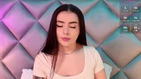 Snapshot of _giggy chatting on 10-29-25, 11:45 _giggy online show from 10-29-25, 11:45