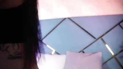 Snapshot of _giggy chatting on 12-22-25, 12:13 _giggy online show from 12-22-25, 12:13