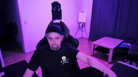 Dennis online show from 06-03-26, 11:43