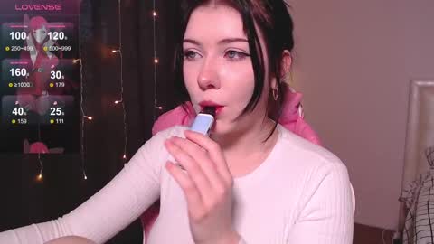 Tori online show from 03-06-25, 06:08