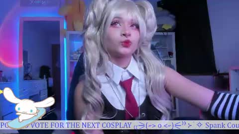 Snapshot of _heavenly_blue_ chatting on 06-26-26, 11:09 Bluey online show from 06-26-26, 11:09