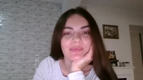 Snapshot of _hidden_frommymoom_ chatting on 06-13-26, 11:57 Criss4u online show from 06-13-26, 11:57