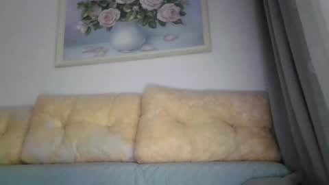 Snapshot of _hidden_frommymoom_ chatting on 07-14-26, 07:13 Criss4u online show from 07-14-26, 07:13