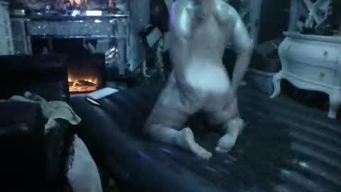Snapshot of _hitgirly_ chatting on 07-10-26, 03:55 _hitgirly_ online show from 07-10-26, 03:55