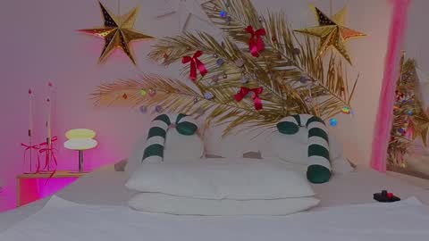 Holly online show from 01-12-25, 05:56