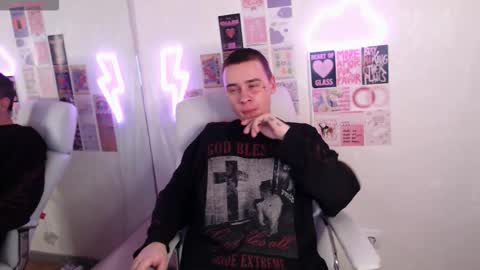 _honeyberry_ online show from 02-09-26, 07:29