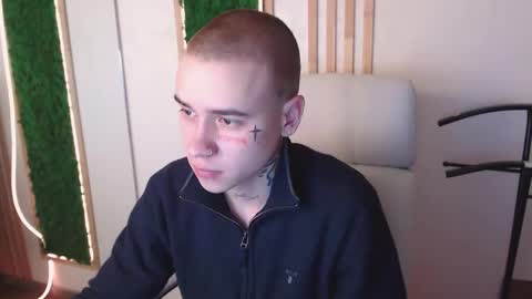 _honeyberry_ online show from 03-04-26, 08:59