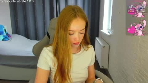 Snapshot of _hot_mia_1 chatting on 06-03-26, 09:56 _hot_mia_1 online show from 06-03-26, 09:56