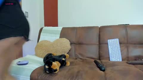 Snapshot of _hottie__ chatting on 05-22-26, 02:19 _hottie__ online show from 05-22-26, 02:19
