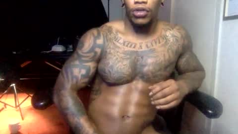Snapshot of _infamous_ chatting on 12-02-24, 04:09 Tatted34 aka PimpDaddy SlickDick online show from 12-02-24, 04:09