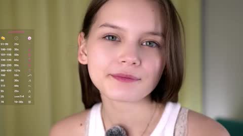 Snapshot of _inner_glow_ chatting on 02-17-26, 02:24 Emily online show from 02-17-26, 02:24