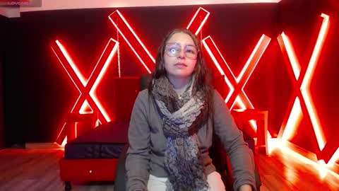 Isa online show from 11-12-25, 11:10