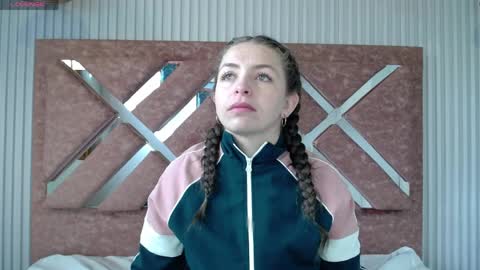 Isa online show from 04-07-26, 12:27