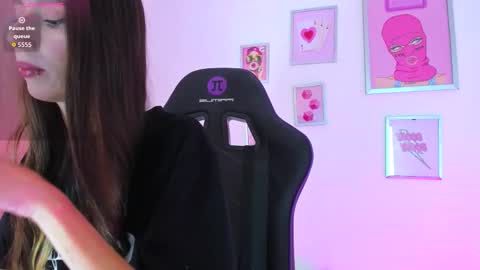 Ivanna online show from 10-13-25, 01:05