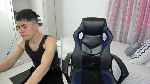 James online show from 12-04-25, 08:39