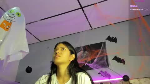 Jasmine online show from 10-31-25, 12:06