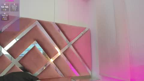 Snapshot of _jasmine_blush chatting on 06-22-26, 11:18 Jasmine online show from 06-22-26, 11:18
