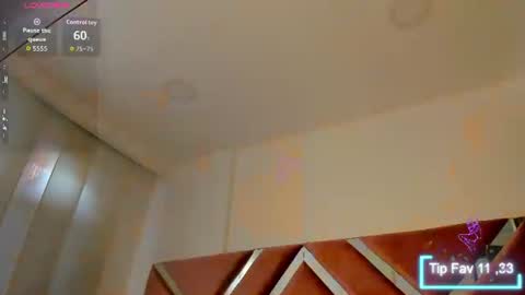 Snapshot of _jasmine_blush chatting on 07-17-26, 01:40 Jasmine online show from 07-17-26, 01:40