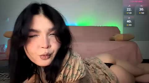 Snapshot of _jelly_melly_ chatting on 06-22-26, 04:15 Elsa online show from 06-22-26, 04:15
