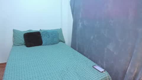 Snapshot of _jennyxoxo_ chatting on 02-06-25, 08:02 JENNY online show from 02-06-25, 08:02