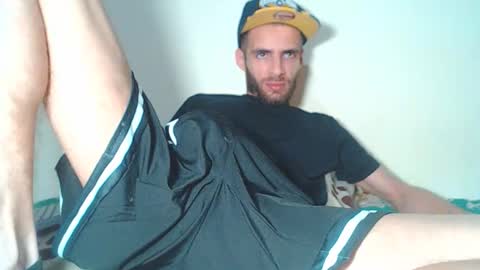 _jhon_snow_ online show from 01-17-26, 01:32